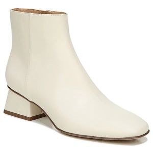 Women's Circus by Sam Edelman Daysi Ankle Boots - White Ivory